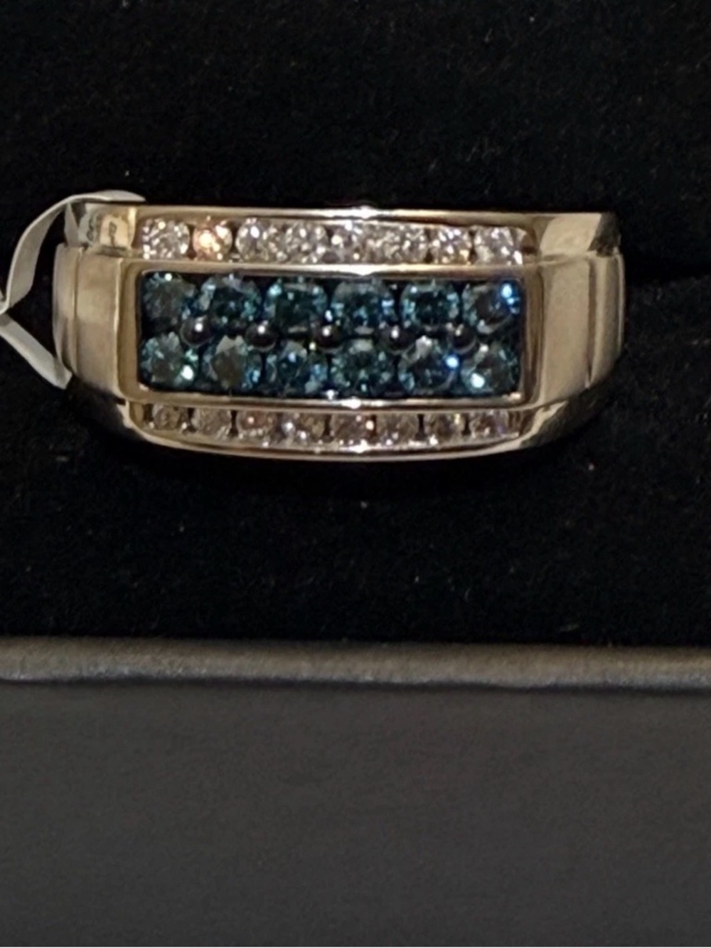 NWT $4000 Blue & White Diamond Men’s ring  (1 ct. t.w.) Ring in 10k White Gold
